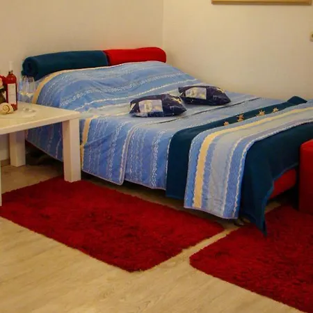 Semesterbostad Marica By Interhome *
